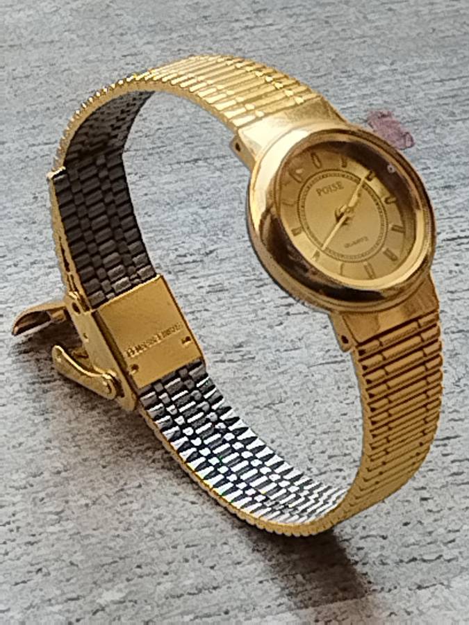 LADIES ALL GOLD POISE WATCH IN EXCELLENT WORKING CONDITION