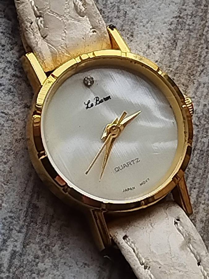 LADIES WATCH COLLECTION ALL IN EXCELLENT WORKING CONDITION - BIDDING FOR ALL 3 WATCHES