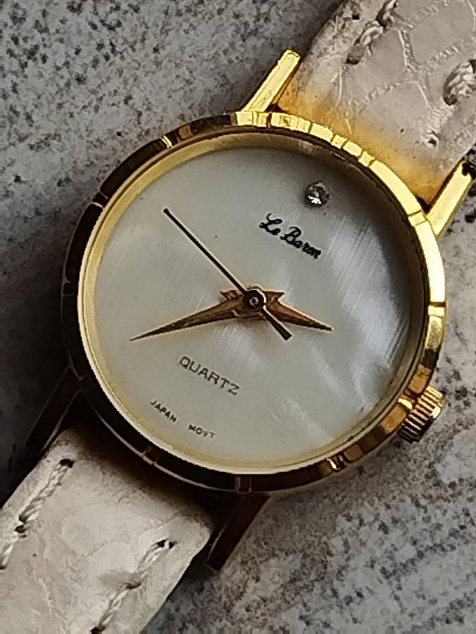 LADIES WATCH COLLECTION ALL IN EXCELLENT WORKING CONDITION - BIDDING FOR ALL 3 WATCHES