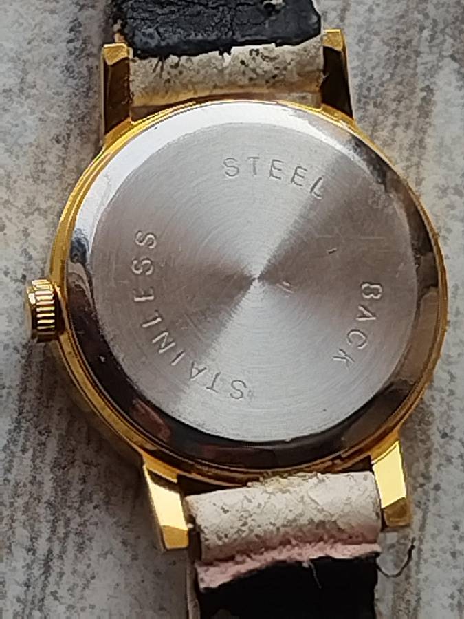 LADIES WATCH COLLECTION ALL IN EXCELLENT WORKING CONDITION - BIDDING FOR ALL 3 WATCHES