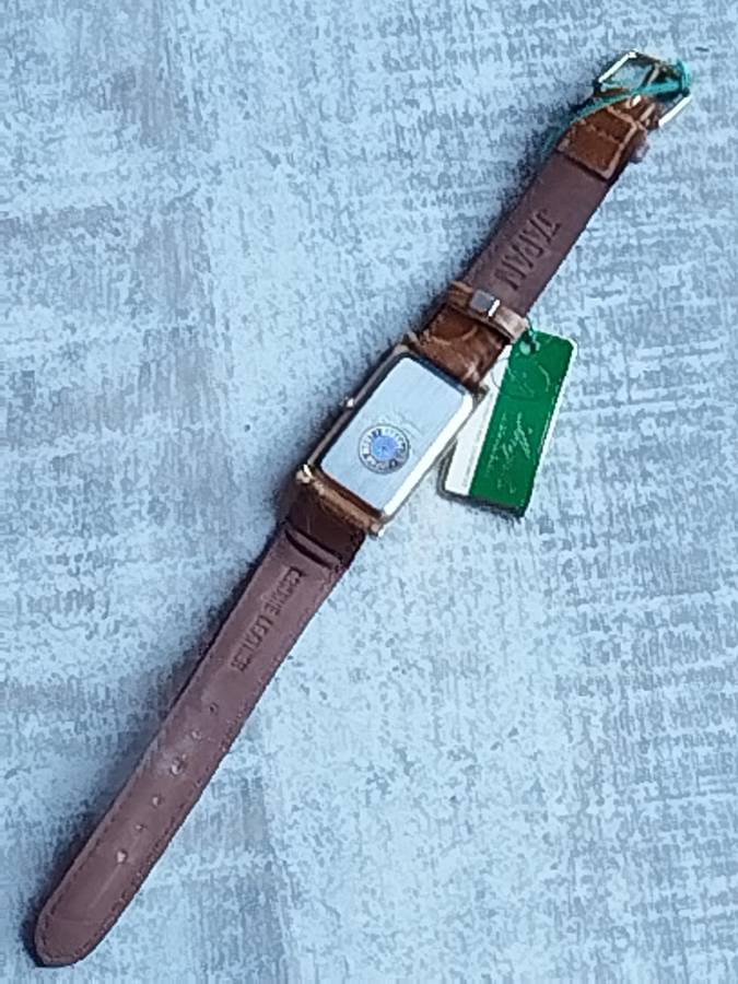 ELEGANT LADIES ANGELA GOLD WATCH IN EXCELLENT WORKING CONDITION