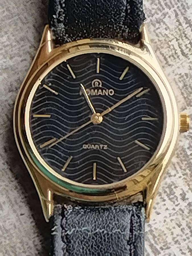 LADIES ROMANO GOLD PLATED WATCH IN EXCELLENT WORKING CONDITION