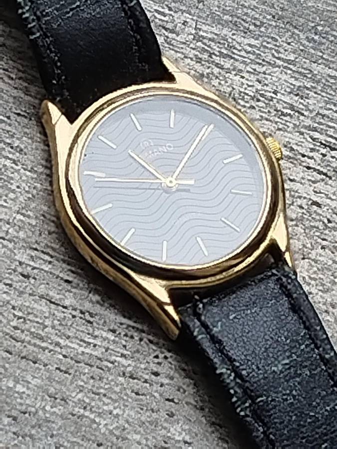 LADIES ROMANO GOLD PLATED WATCH IN EXCELLENT WORKING CONDITION