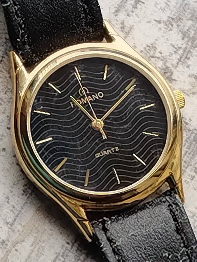 LADIES ROMANO GOLD PLATED WATCH IN EXCELLENT WORKING CONDITION