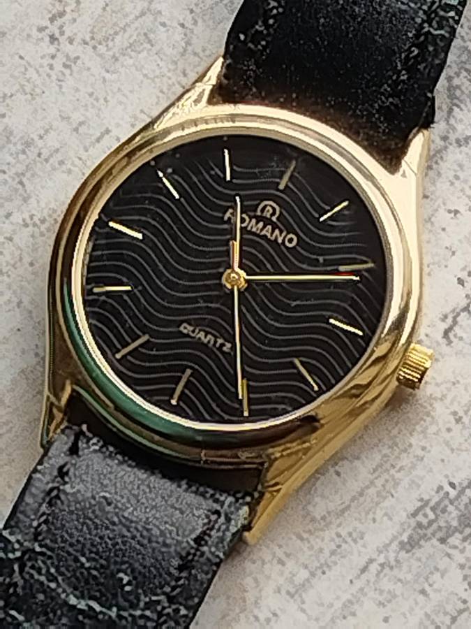 LADIES ROMANO GOLD PLATED WATCH IN EXCELLENT WORKING CONDITION