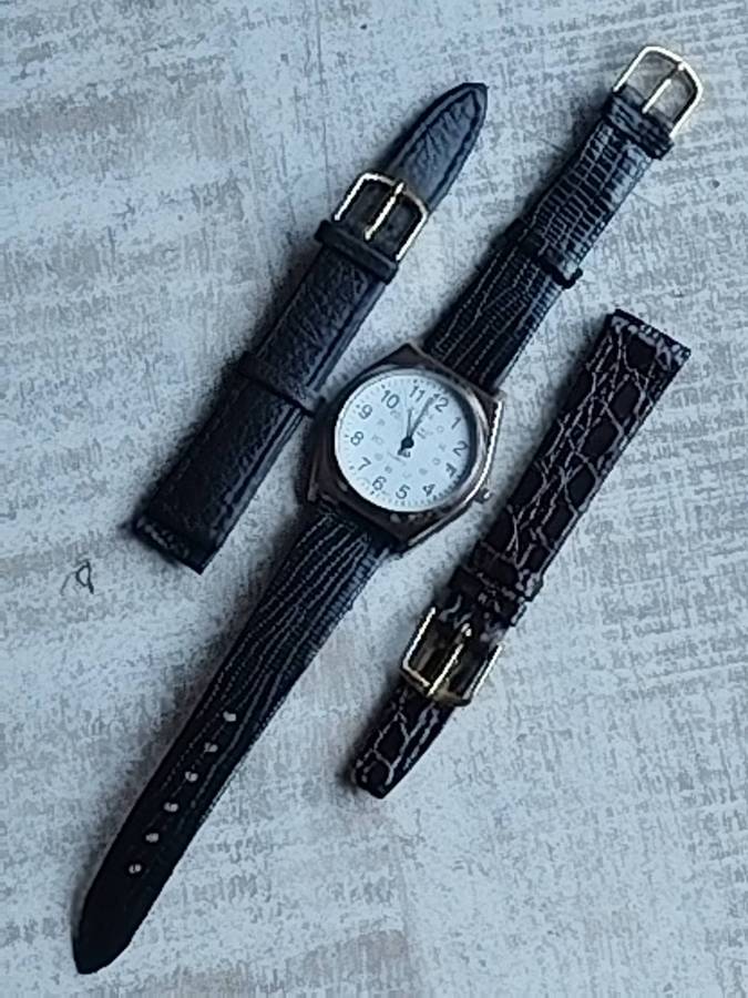 MENS VINTAGE OMAX WATCH WITH 2 FREE GENUINE LEATHER STRAPS