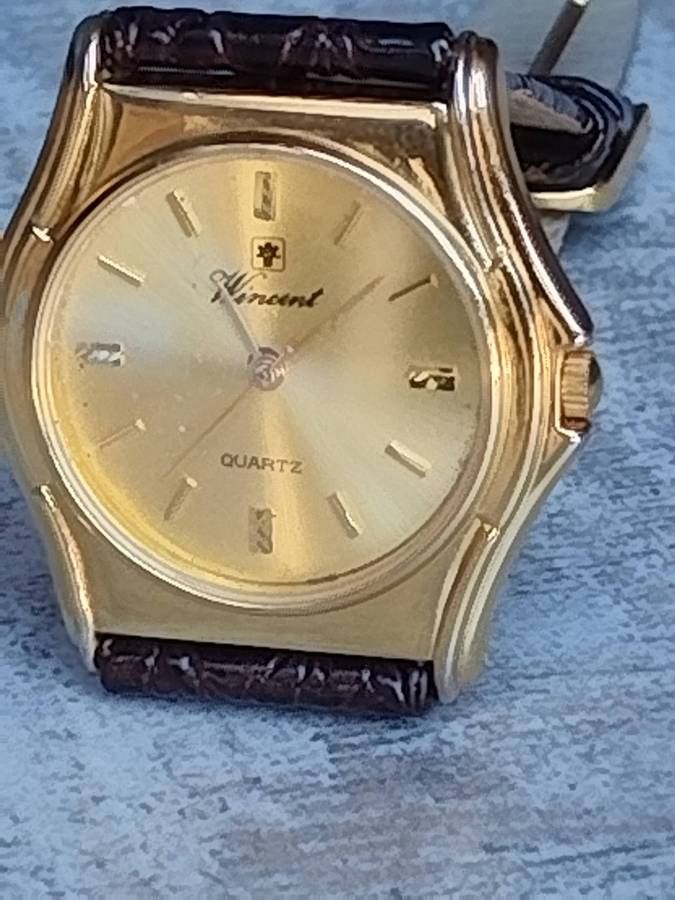 MENS VINTAGE WINCENT GOLD WATCH IN EXCELLENT WORKING CONDITION