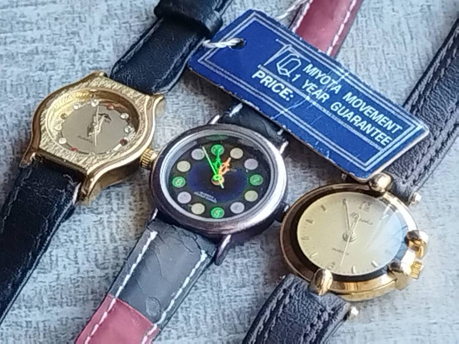 LADIES WATCH COLLECTION ALL IN EXCELLENT WORKING CONDITION - BIDDING FOR ALL 3 WATCHES