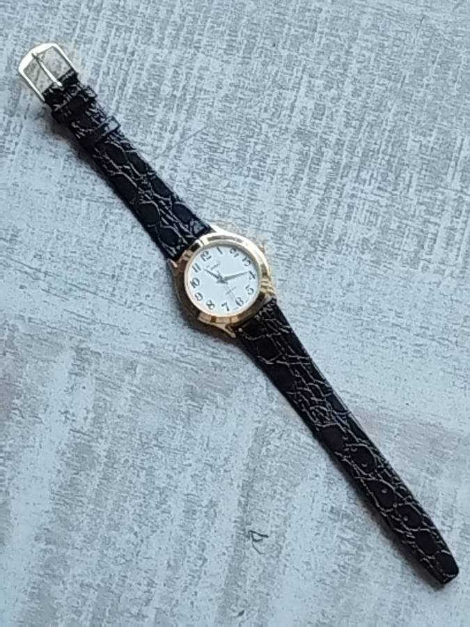 MENS VINTAGE SONIC GOLD PLATED WATCH IN EXCELLENT WORKING CONDITION
