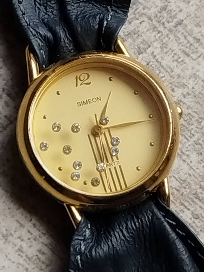 LADIES ELEGANT SIMEON GOLD WATCH IN EXCELLENT WORKING CONDITION