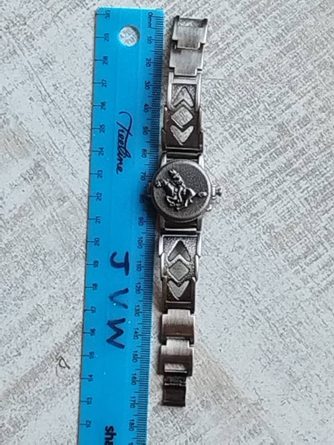 LADIES ZEBA ALL STEEL WATCH IN EXCELLENT WORKING CONDITION