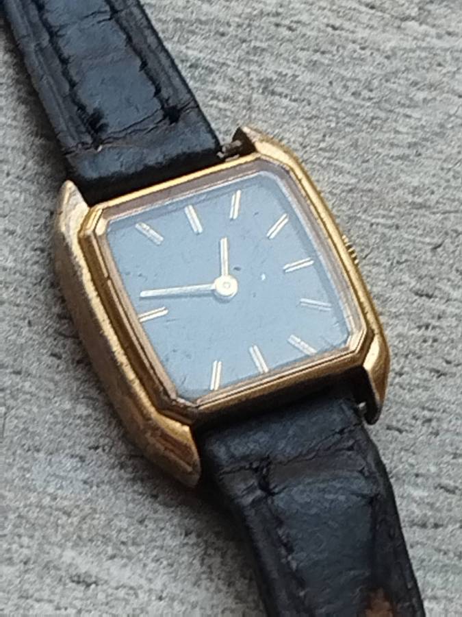 LADIES VINTAGE LANCO SWISS MADE 17 JEWELS WATCH IN WORKING CONDITION