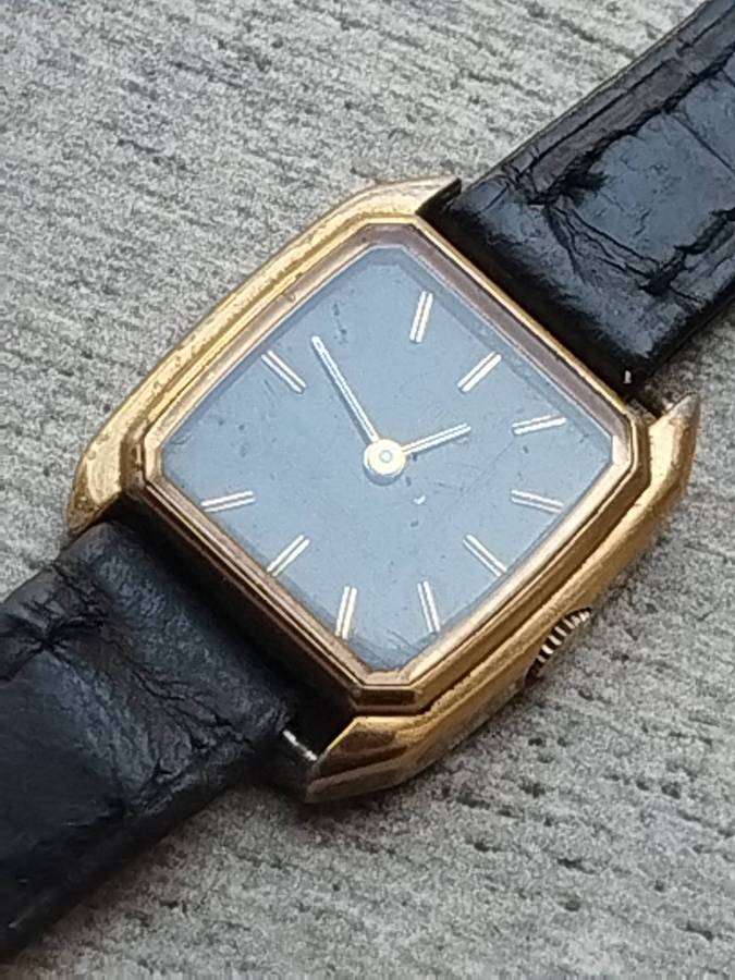 LADIES VINTAGE LANCO SWISS MADE 17 JEWELS WATCH IN WORKING CONDITION