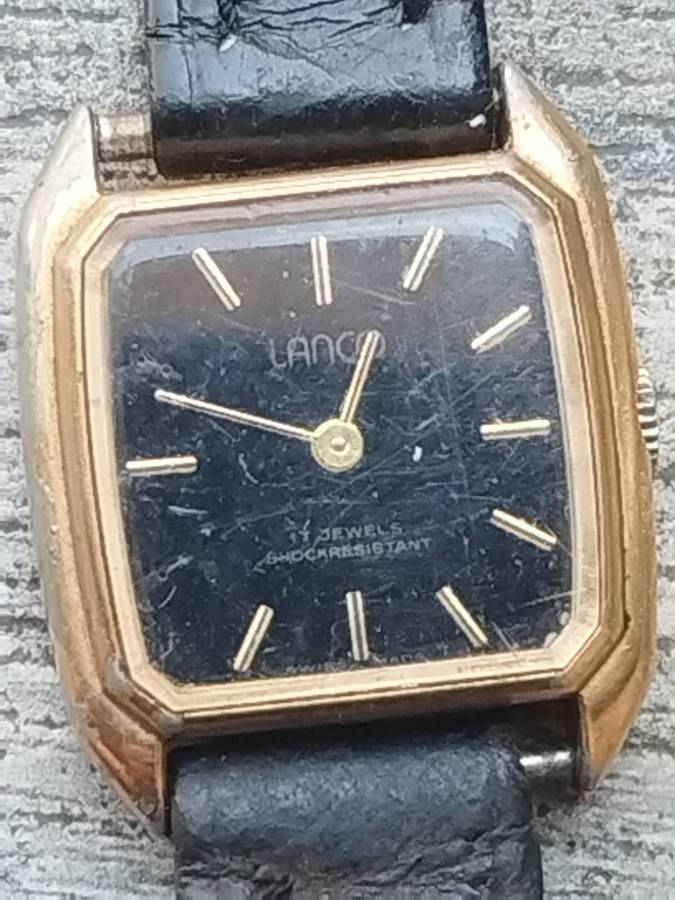LADIES VINTAGE LANCO SWISS MADE 17 JEWELS WATCH IN WORKING CONDITION