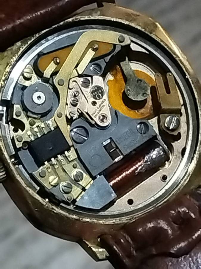 MENS VINTAGE OMEGA CONSTELLATION ELECTRONIC 1970'S WATCH - NOT WORKING SELLING FOR SPARES OR REPAIRS