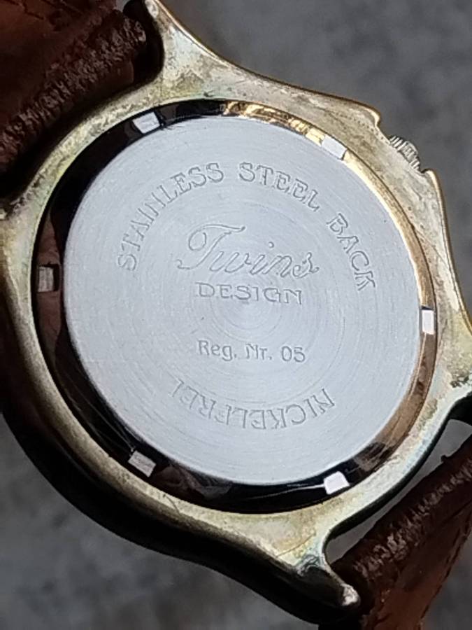 MENS EDWIN SPORTS WATCH WITH ROTATING BEZEL IN EXCELLENT WORKING CONDITION