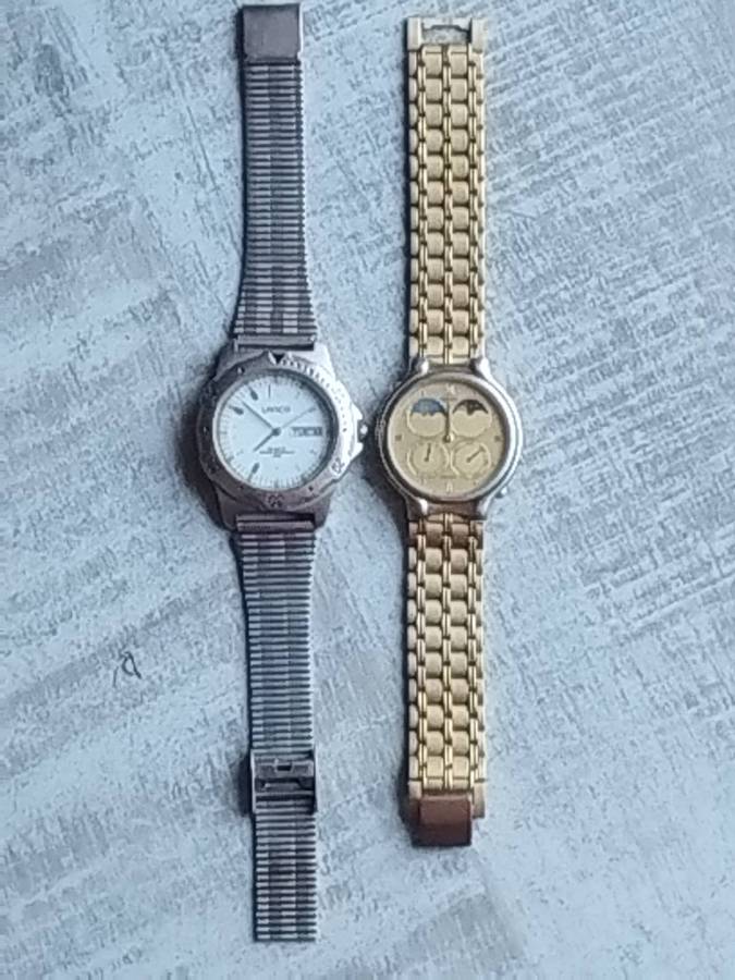 MENS VINTAGE SEIKO 7F18-7000 AND LANCO WATCHES - UNTESTED SELLING FOR SPARES OR REPAIRS