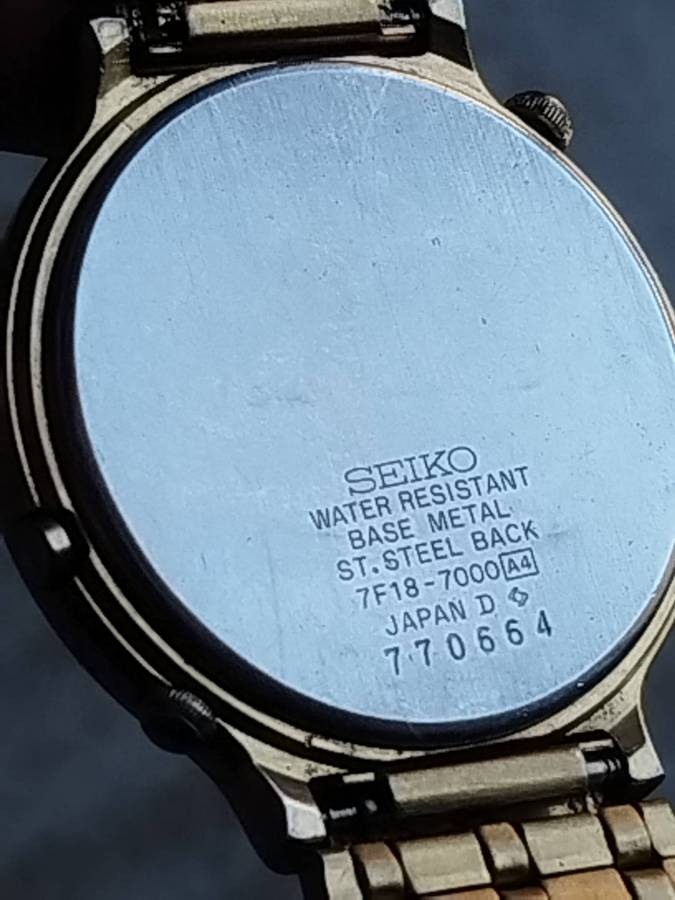MENS VINTAGE SEIKO 7F18-7000 AND LANCO WATCHES - UNTESTED SELLING FOR SPARES OR REPAIRS