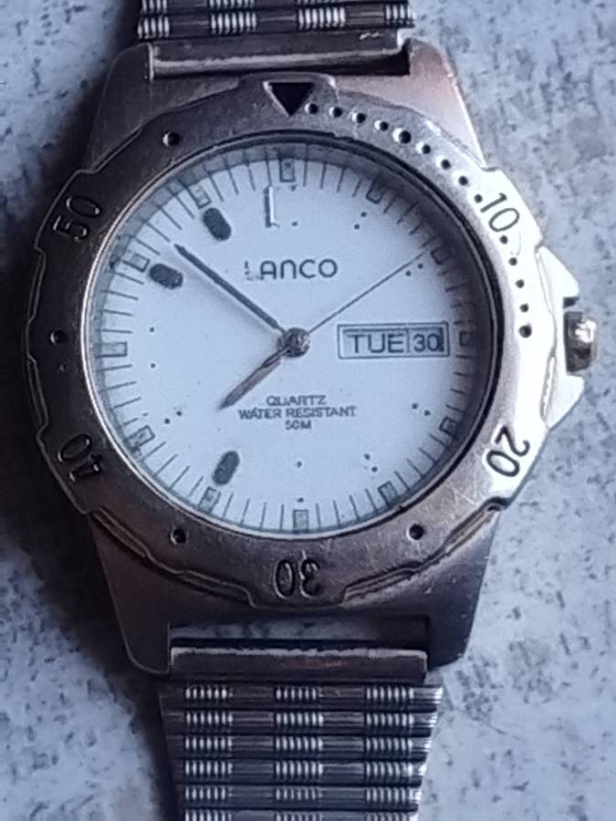 MENS VINTAGE SEIKO 7F18-7000 AND LANCO WATCHES - UNTESTED SELLING FOR SPARES OR REPAIRS
