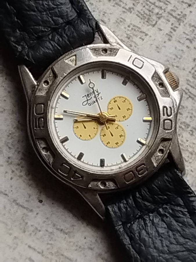 LADIES JENNY ELEGANT AND STUNNING WATCH IN EXCELLENT WORKING CONDITION