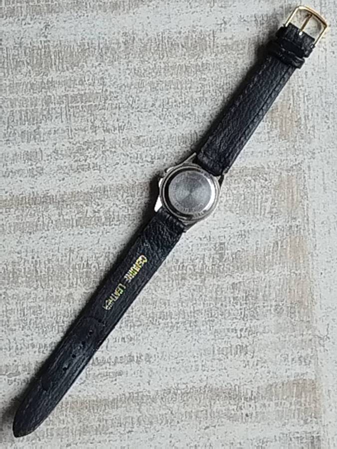 LADIES JENNY ELEGANT AND STUNNING WATCH IN EXCELLENT WORKING CONDITION