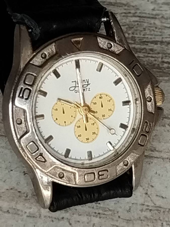 LADIES JENNY ELEGANT AND STUNNING WATCH IN EXCELLENT WORKING CONDITION