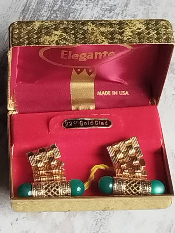 MENS VINTAGE CUFFLINKS 22CT GOLD CLAD MADE IN THE USA IN ORIGINAL DISPLAY BOX