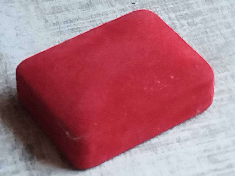 MENS RHODIUM CLAD CUFFLINKS IN ORIGINAL RED SUEDE BOX