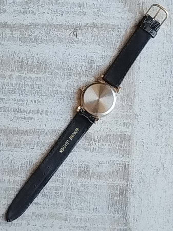 LADIES CHARLES DELON WATCH IN EXCELLENT WORKING CONDITION