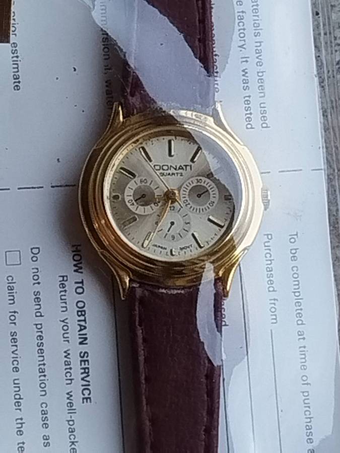 LADIES GOLD DONATI WATCH IN EXCELLENT WORKING CONDITION