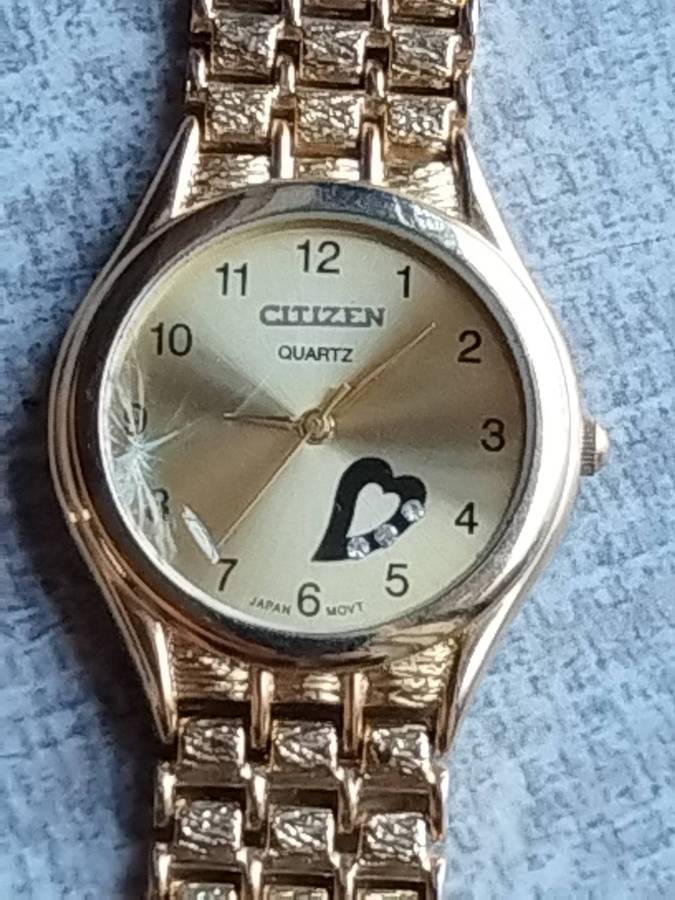 MENS VINTAGE CITIZEN GOLD WATCH IN EXCELLENT WORKING CONDITION