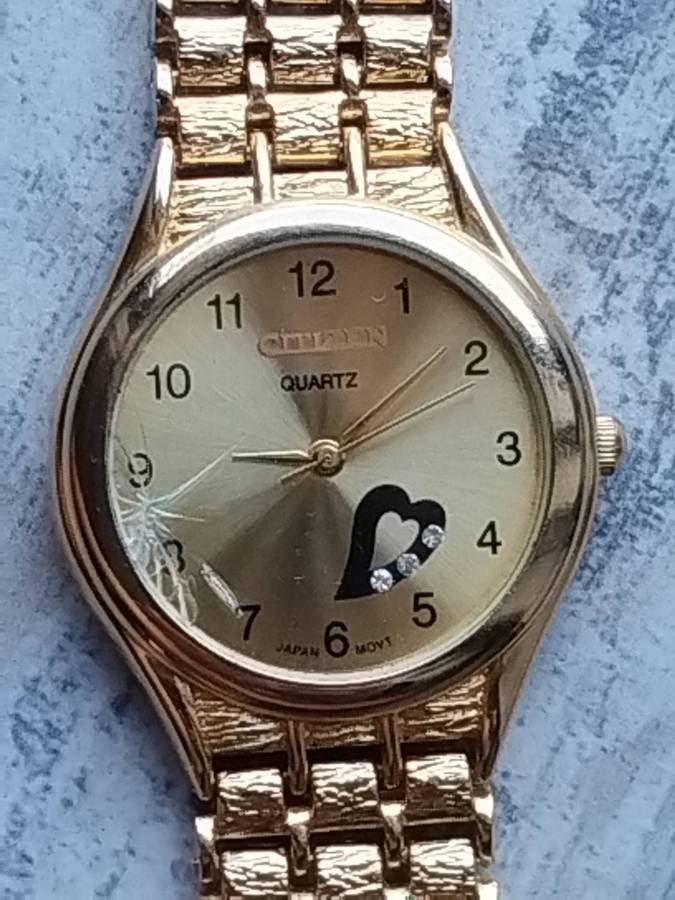MENS VINTAGE CITIZEN GOLD WATCH IN EXCELLENT WORKING CONDITION