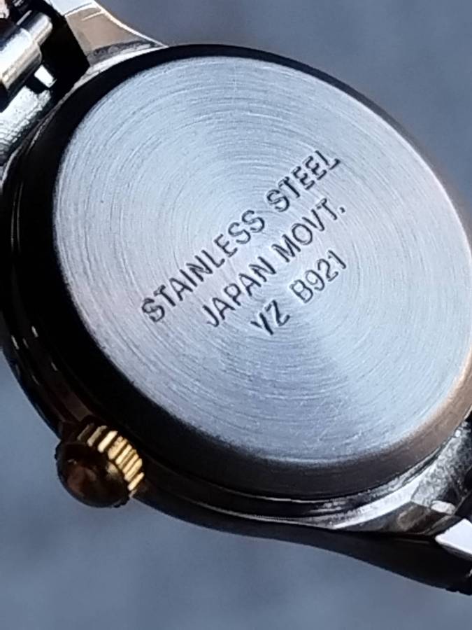 LADIES STAINLESS STEEL WATCH SET BOTH IN EXCELLENT WORKING CONDITION - BIDDING FOR BOTH WATCHES