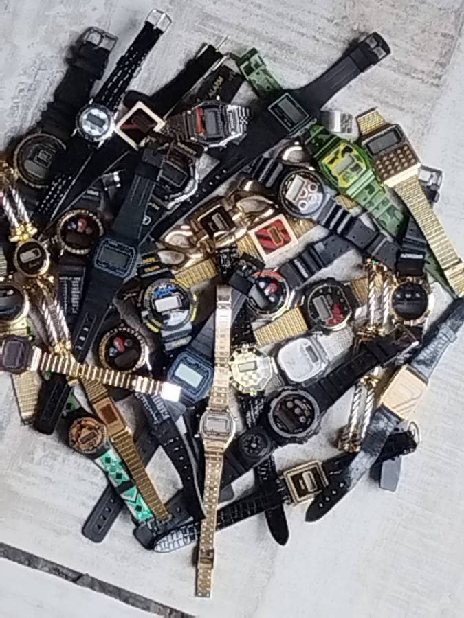 BULK DIGITAL WATCH COLLECTION BIDDING FOR ALL 31 WATCHES