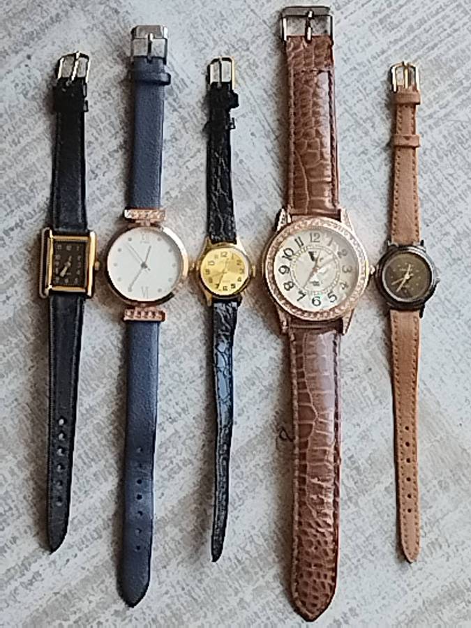LADIES WATCH COLLECTION ALL IN EXCELLENT WORKING CONDITION - BIDDING FOR ALL 5 WATCHES