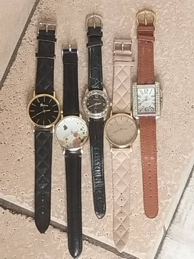 LADIES FASHION WATCH COLLECTION ALL IN EXCELLENT WORKING CONDITION - BIDDING FOR ALL 5 WATCHES