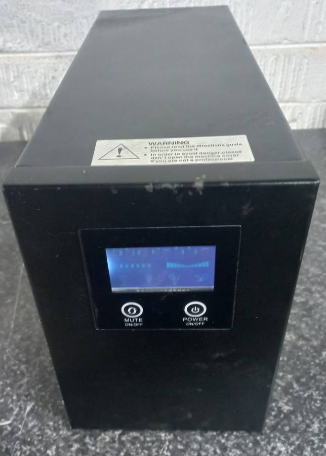 ECCO 1200W Inverter NS-1200 Spares or repair.