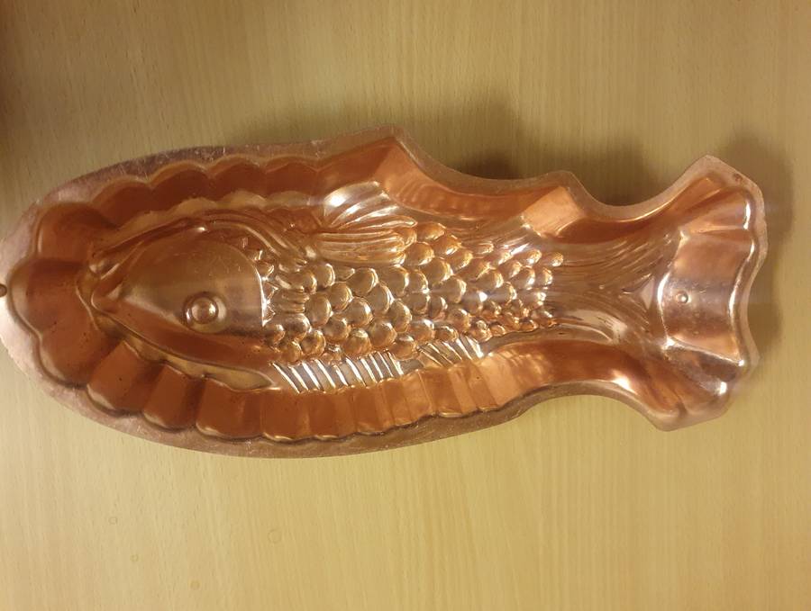 Vintage Fish Shape Jelly Mould   (33cm x 15cm)