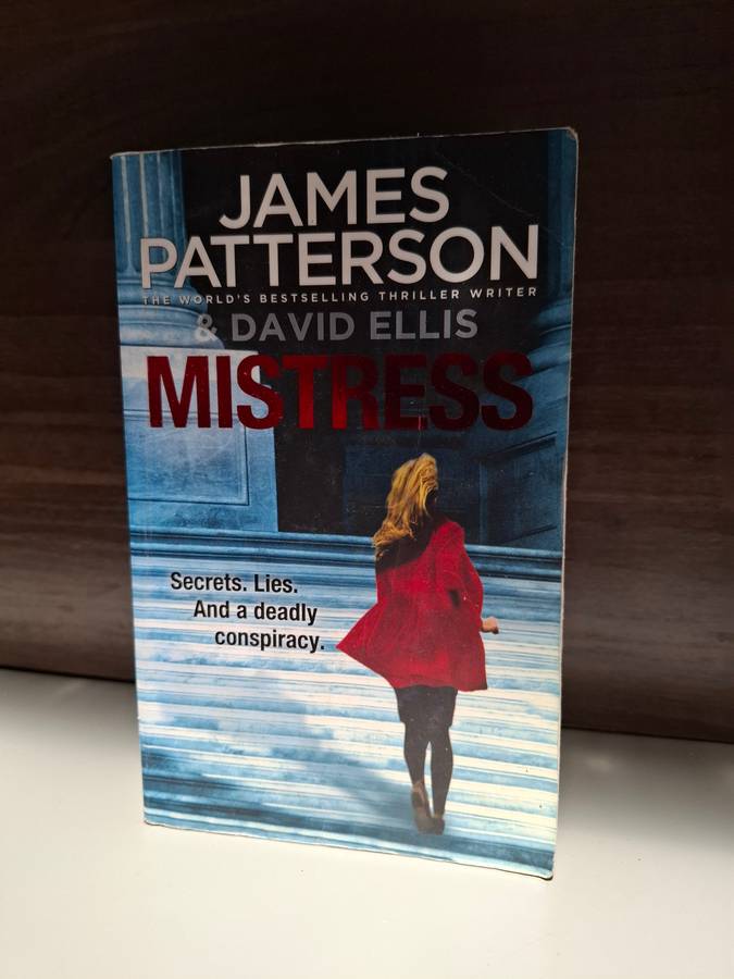 Mistress:  James Patterson  (Paperback)