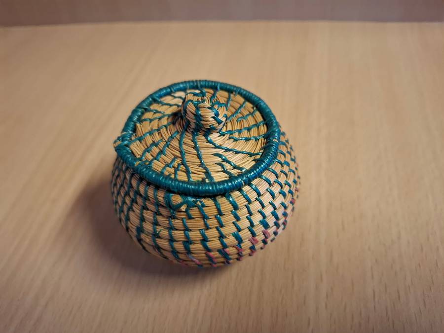 Miniature Lidded Basket - width 9cm height 5cm