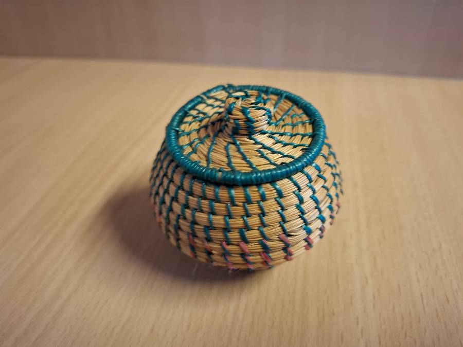 Miniature Lidded Basket - width 9cm height 5cm