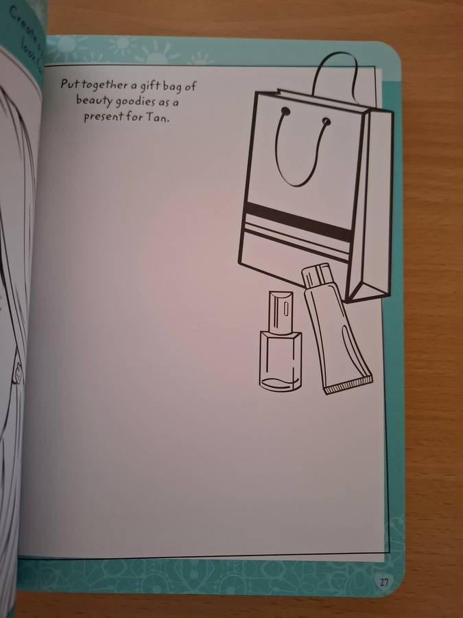 Beauty Vlogger`s Handbook (Tips, hauls and things to sketch) Paperback