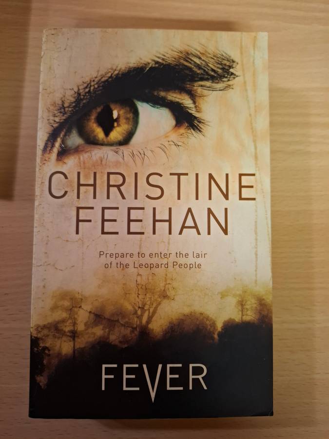 Fever: Christine Feehan  (Paperback)