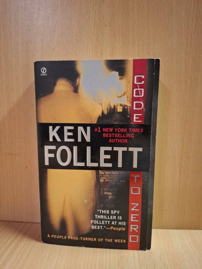 Code to Zero: Ken Follett  (Paperback)