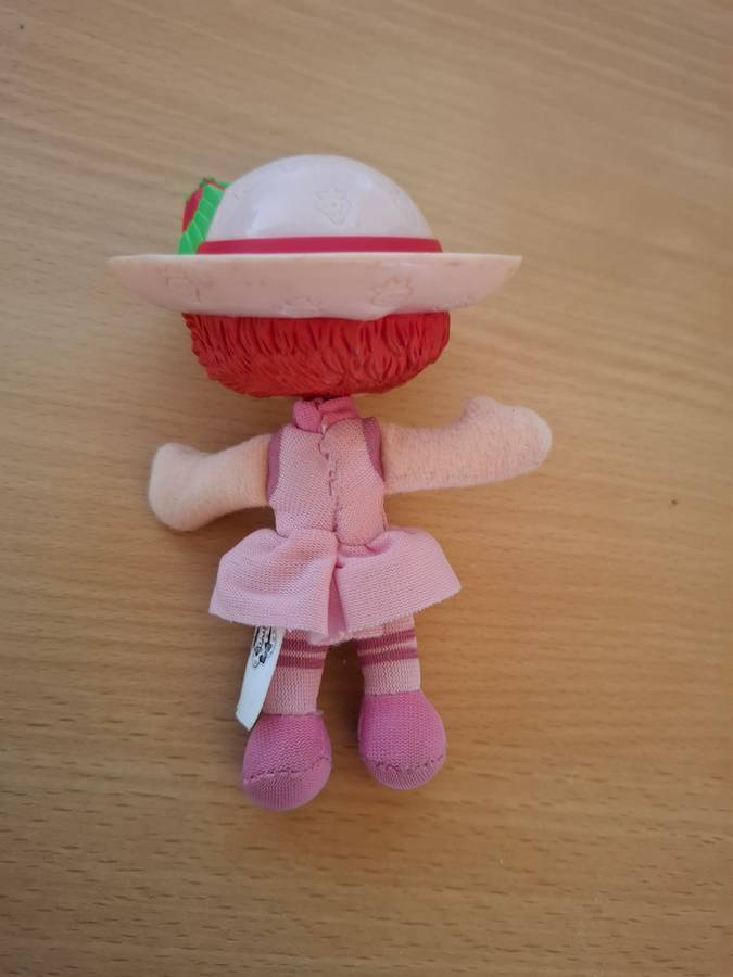 Small Strawberry Shortcake Doll - height 10cm  (McDonald`s Happy Meal Toy, 1980`s)