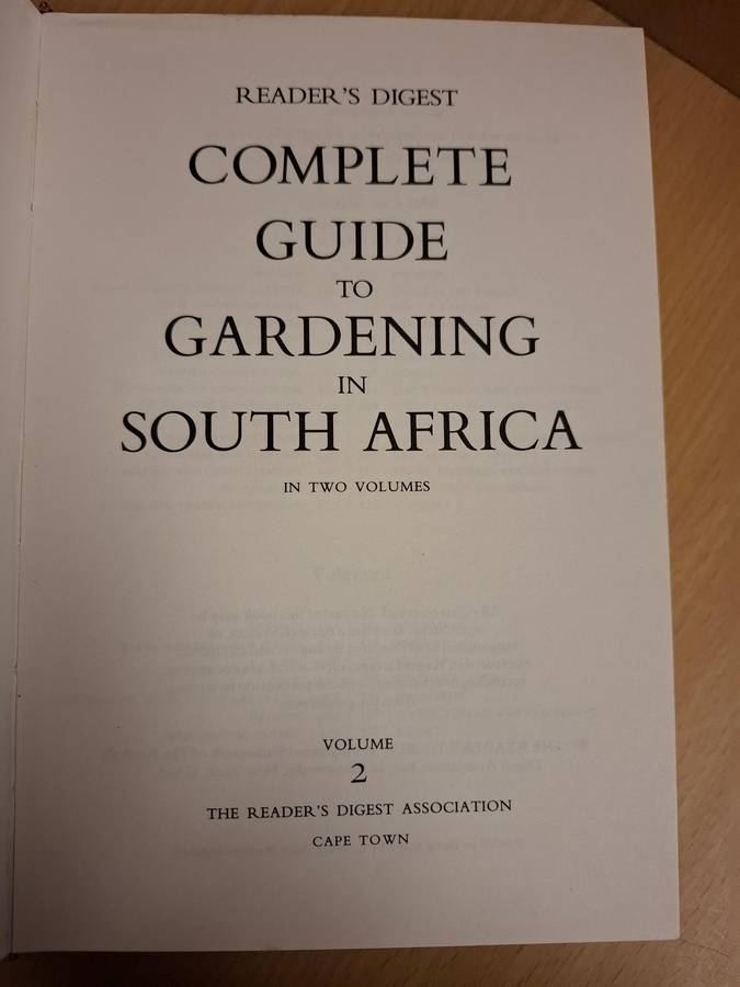 Reader`s Digest Complete Guide to Gardening in South Africa - Volume 2 (Hardcover)
