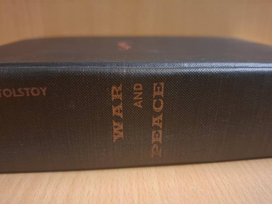 War and Peace : Leo Tolstoy  (Hardcover)