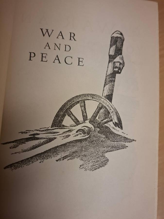 War and Peace : Leo Tolstoy  (Hardcover)