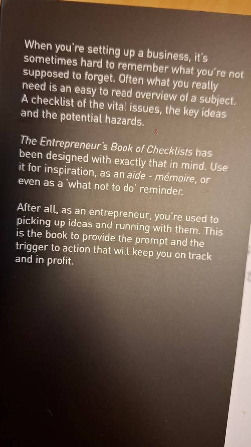 The Entrepreneur`s Book of Checklists-1000 tips to help you start and grow your business: R. Ashton