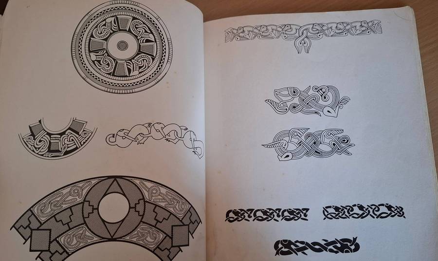 British Museum Pattern Books - Early Medieval Designs : Eva Wilson (Paperback)